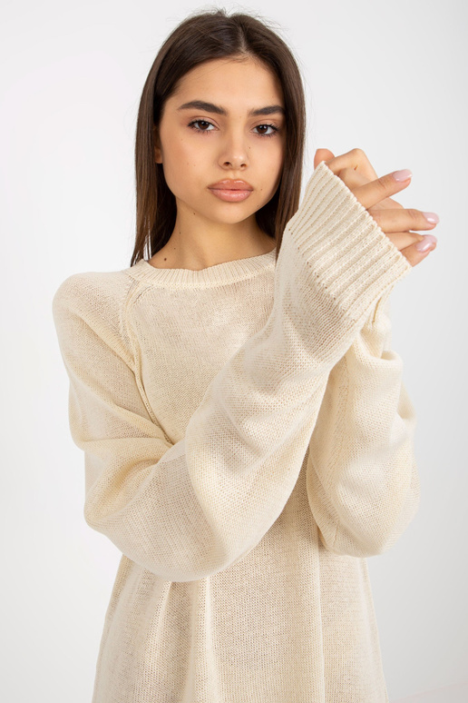 Gaiši bēša oversize vasaras...