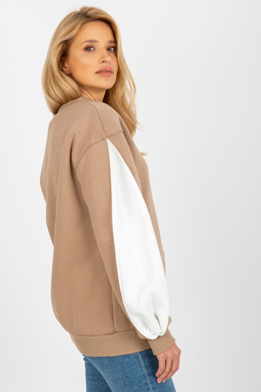 Tumši bēšs sporta krekls bez kapuces...