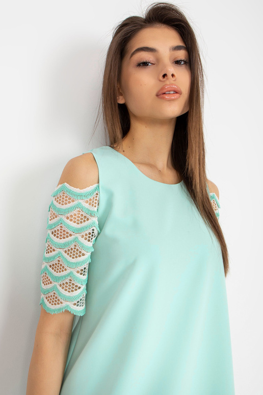 Piparmētru kokteiļkleita ar ažūra...