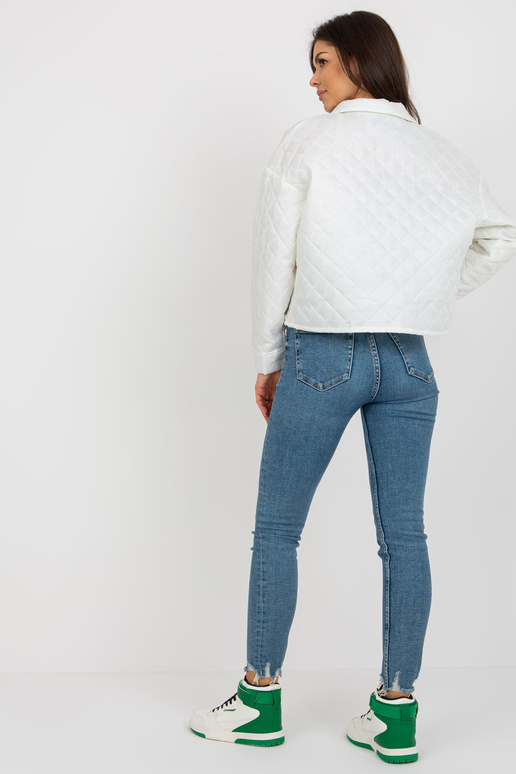 Ecru stepēta pārejas jaka ar pogas...