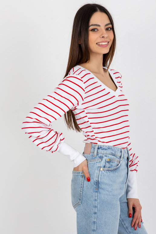 Balta un sarkana rievota pamata blūze...