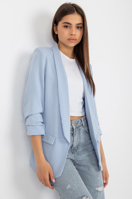 Gaiši zila eleganta jaka ar 3/4... Gaiši zila eleganta jaka ar 3/4...