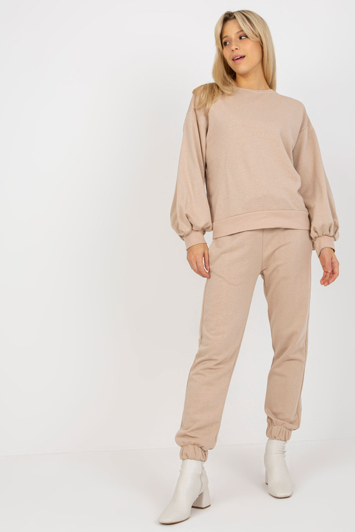 Bēšs ikdienas komplekts ar džemperi...