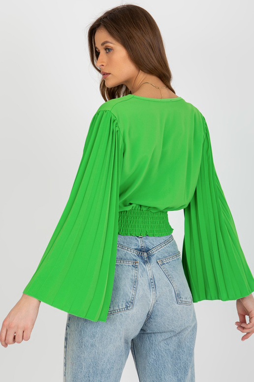 Gaiši zaļa svinīga blūze ar platām...