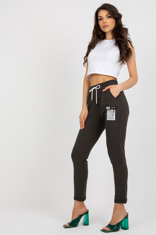 Khaki krāsas sieviešu sporta bikses...