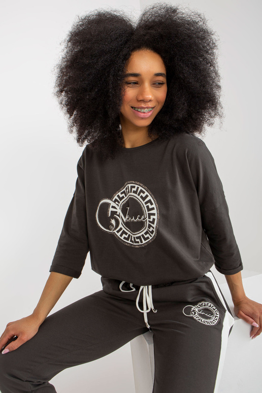 Khaki krāsas sieviešu sporta tērpa...