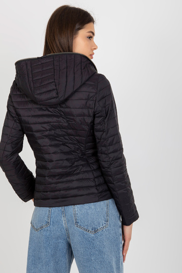 Jaka-NM-KR-BI-2016.00P-melna