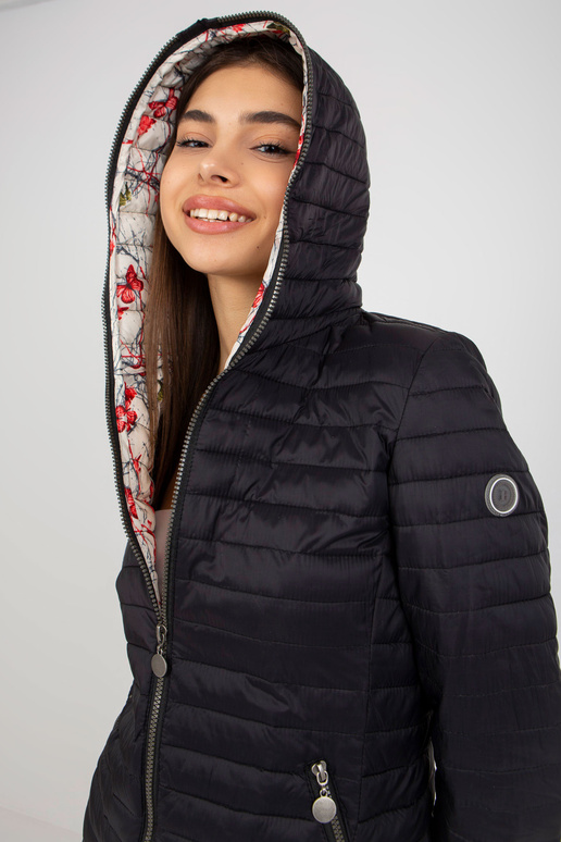 Jaka-NM-KR-BI-2016.00P-melna