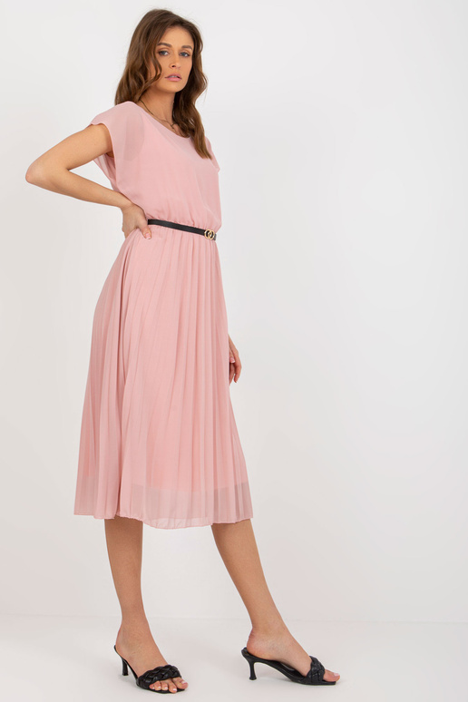 Gaiši rozā pleca kleita ar apaļu...