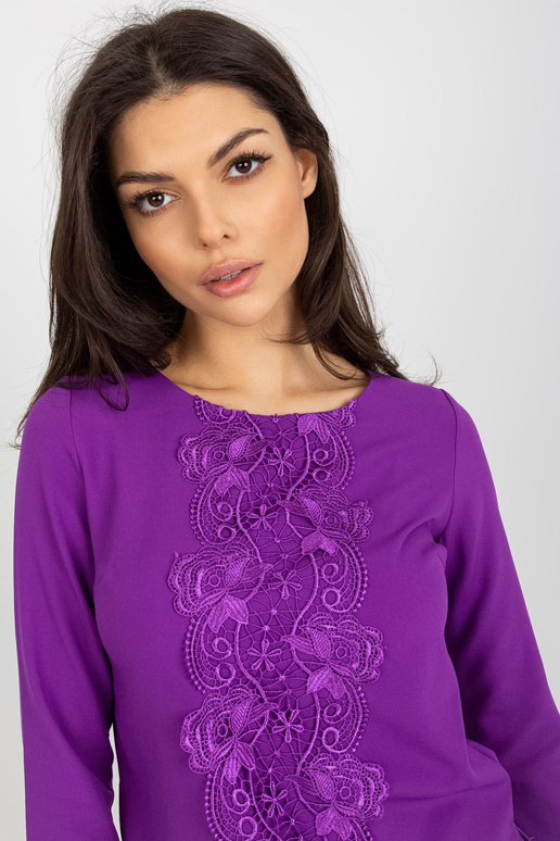 Violeta īsa svinīga blūze ar mežģīnēm