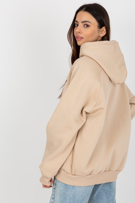 Bēša polsterēta džemperis ar uzrakstu...