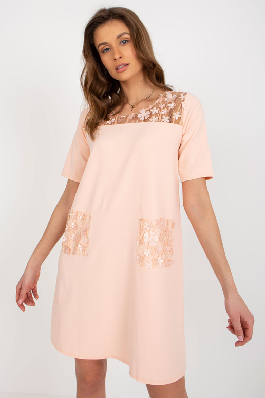 Persiku kokteiļkleita ar ziedu...