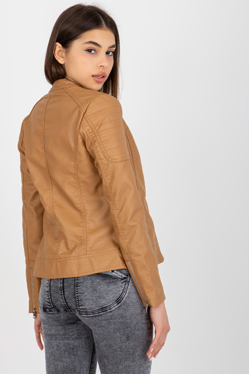 Jaka-NM-KR-F06.96P-kamielis