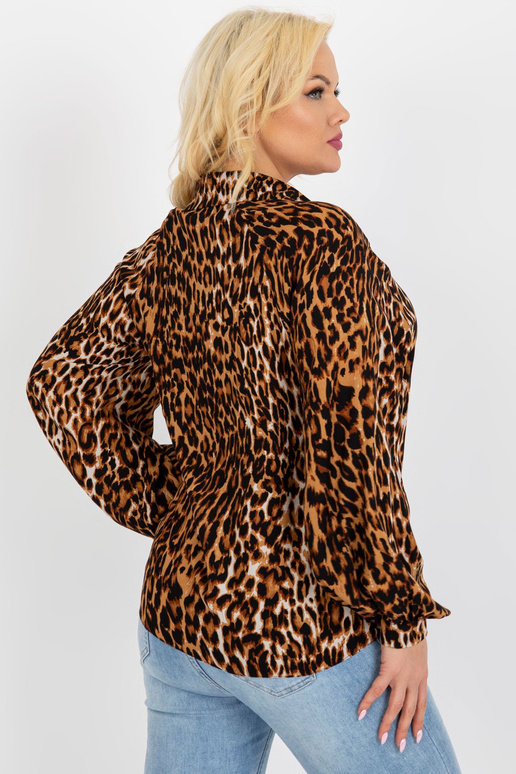 Gaiši brūna un melna liela izmēra...