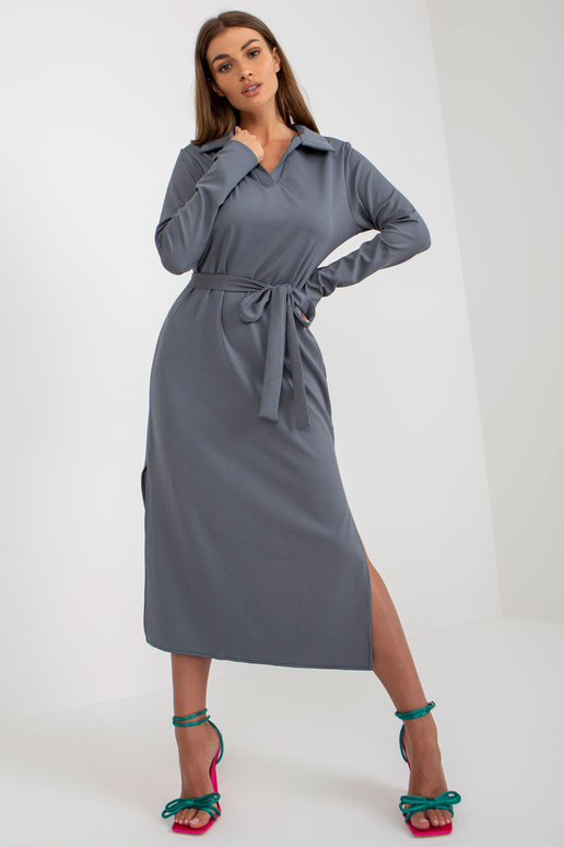 Pelēka rievota kleita ar apkakli un V...