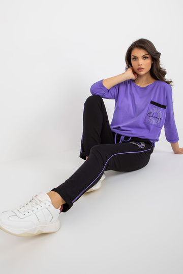 Violets divdaļīgs... 2