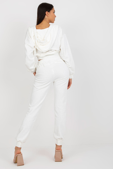 Komplekts-EM-KMPL-747.06P-ecru