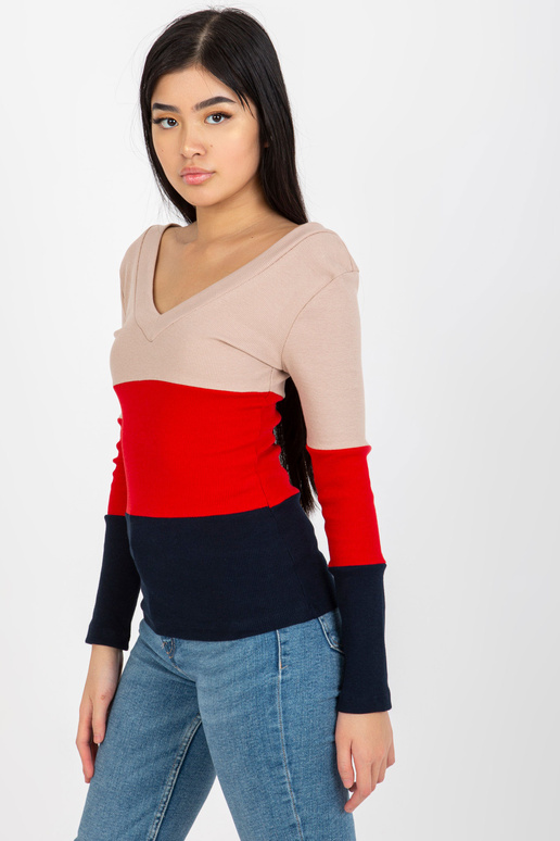 Bēša un tumši zila pieguļoša pamata...