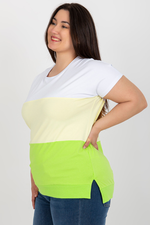 Balta un dzeltena sieviešu liela... Balta un dzeltena sieviešu liela...