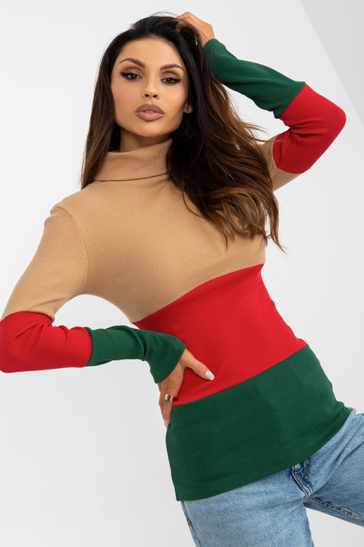 Gaiši kamieļu tumši zaļi rievoti... Gaiši kamieļu tumši zaļi rievoti...