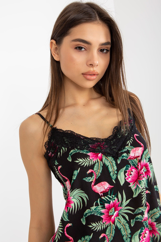 Tops uz lencēm ar apdruku un mežģīnēm...