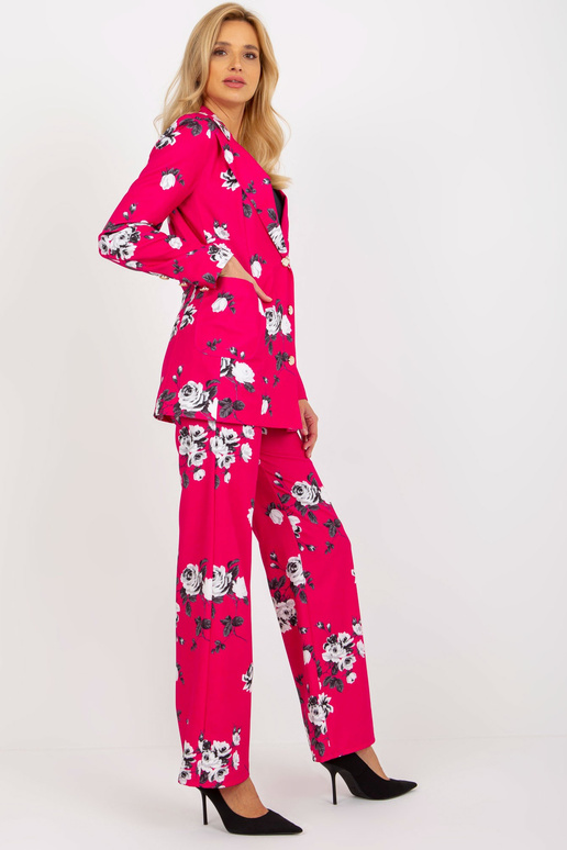 Fuksijas elegants žakete ar rozēm no... Fuksijas elegants žakete ar rozēm no...