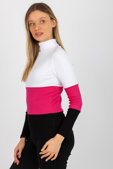 Ecru-fuksijas krāsas...