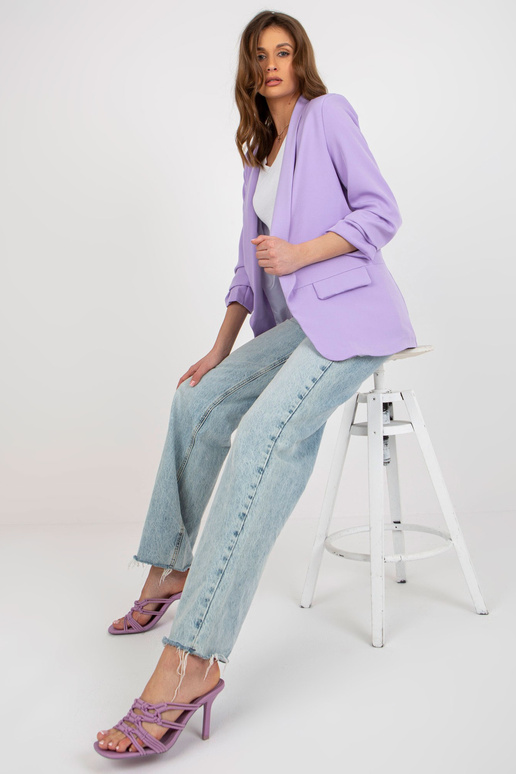 Gaiši violeta eleganta jaka ar 3/4... Gaiši violeta eleganta jaka ar 3/4...