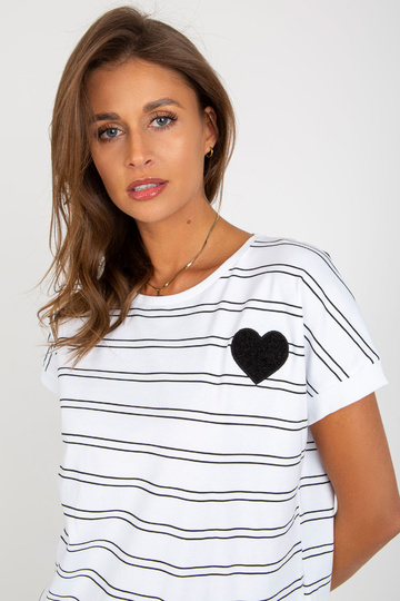 Balta un melna kokvilnas...