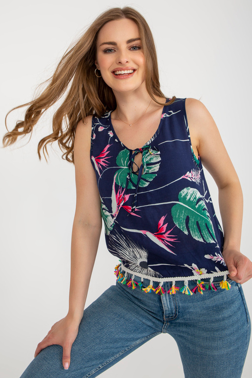 Tumši zila blūze ar īsām piedurknēm...