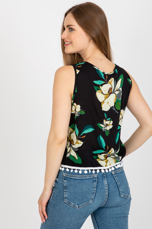 Melna ziedu blūze ar dekoratīvu apdari