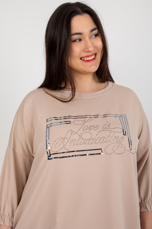 Bēša plus izmēra sporta kreklkleita...