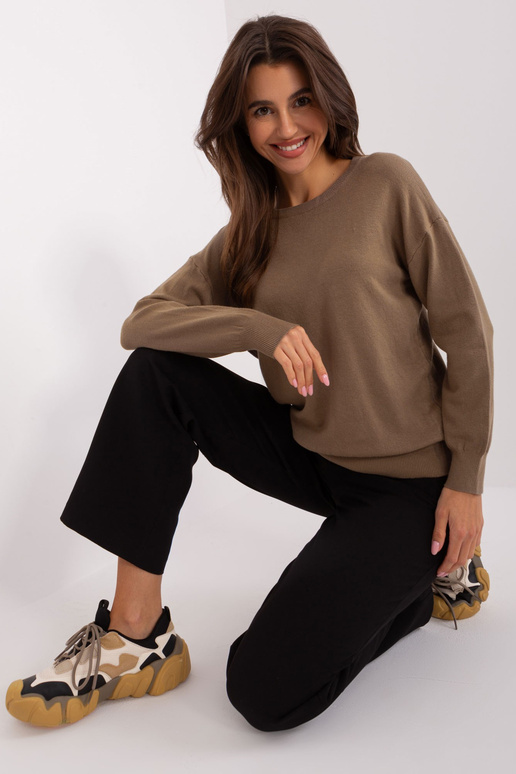 Džemperis-AT-SW-2325.95P-tumši bēšs