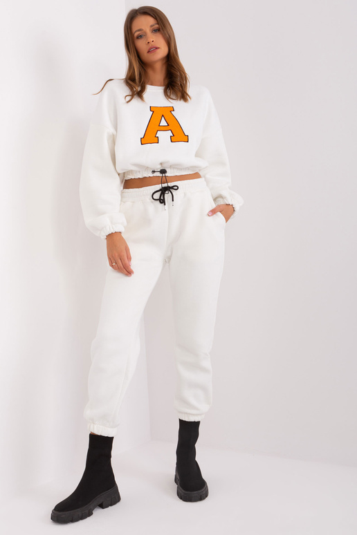 Divu daļu komplekts baltā krāsā