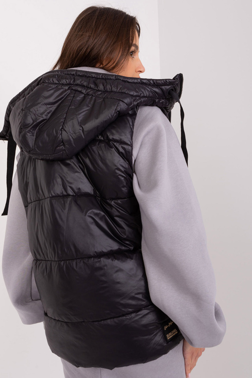 Veste-D50048X80113A2-melna