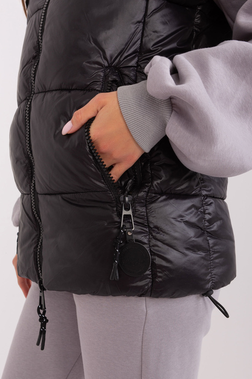 Veste-D50048X80113A2-melna