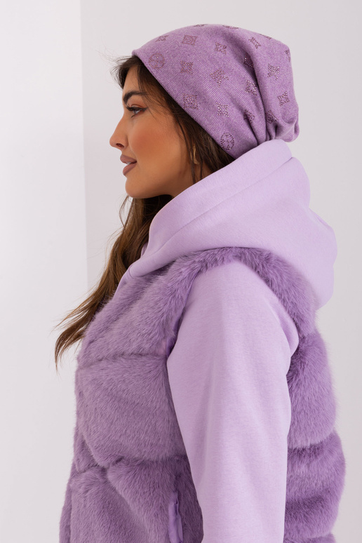 Cap-AT-CZ-2325.85-gaiši violets
