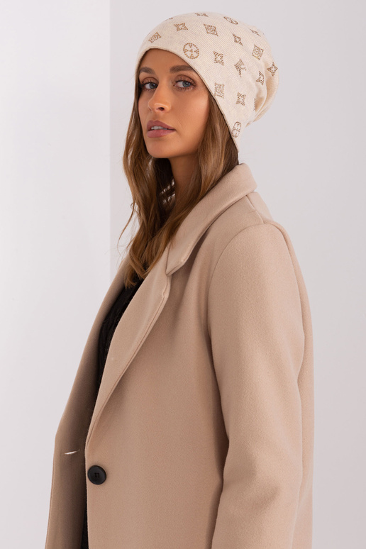 Kapuce-AT-CZ-2325.85-gaši bēšs