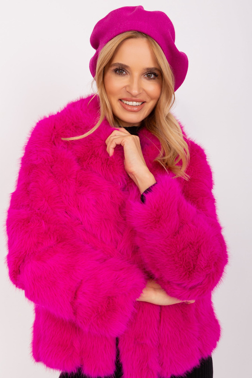 Berete-AT-CZ-231305.82P-fuksija