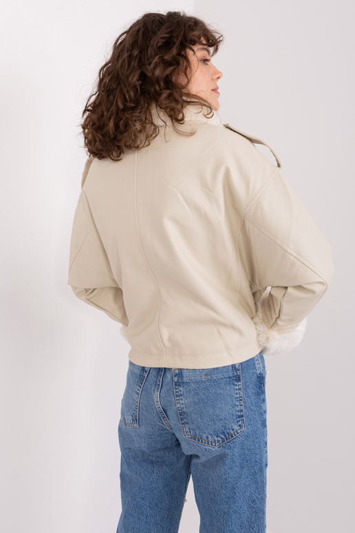 Jaka-NM-KR-DA-0831.99P-gaiši bēša Jaka-NM-KR-DA-0831.99P-gaiši bēša