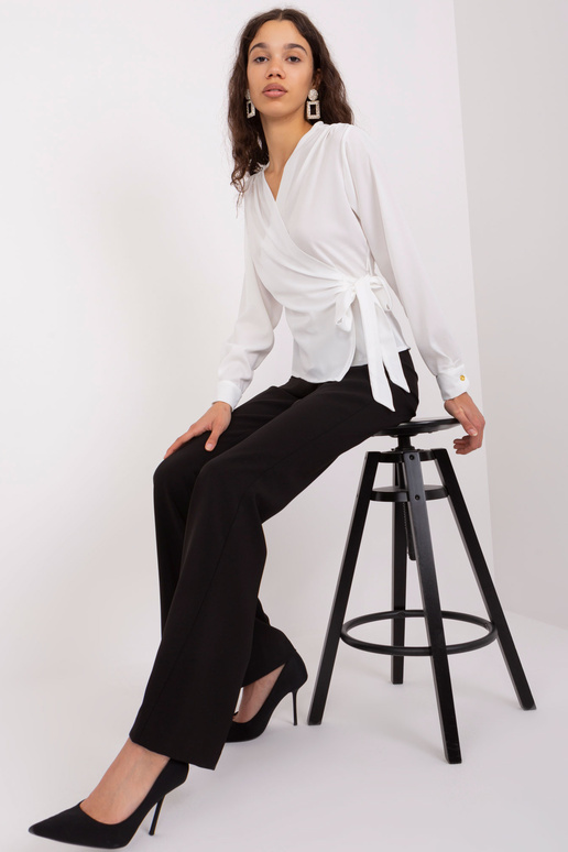 Blūze-EM-BZ-3035.36-balta