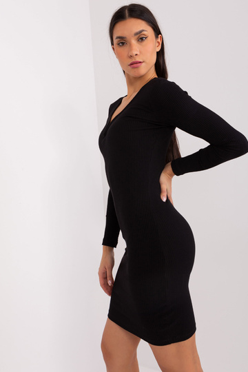 Kleita-RV-SK-9220.72-melna