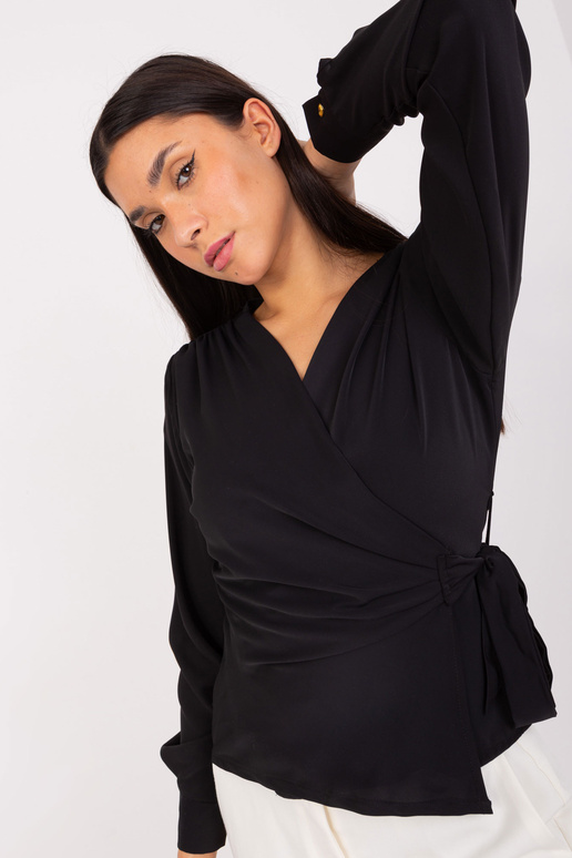 Blūze-EM-BZ-3035.36-melna