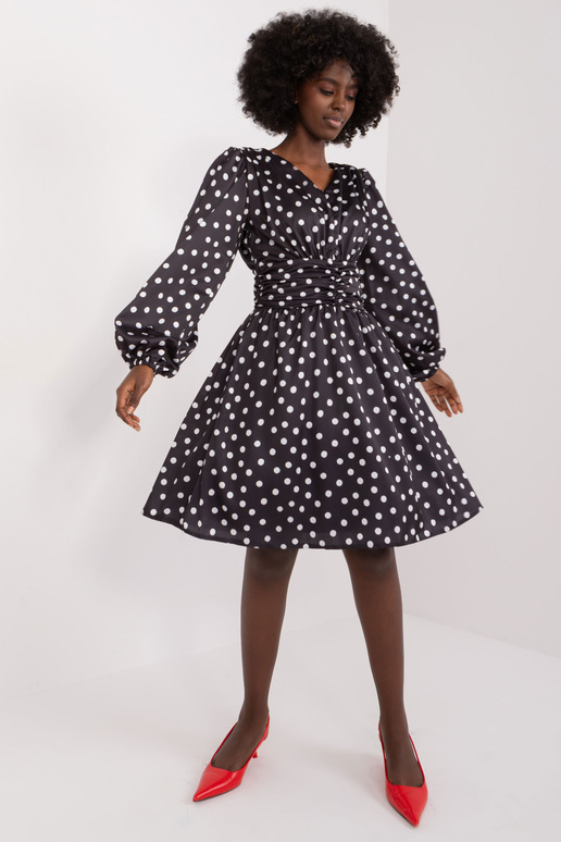 Kleita-LK-SK-509414.60-melna