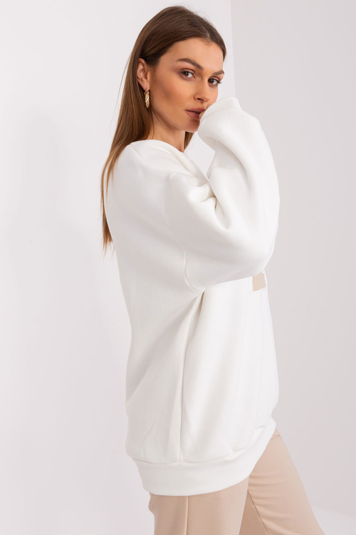 Džemperis-EM-BL-617-9.11X-ekru