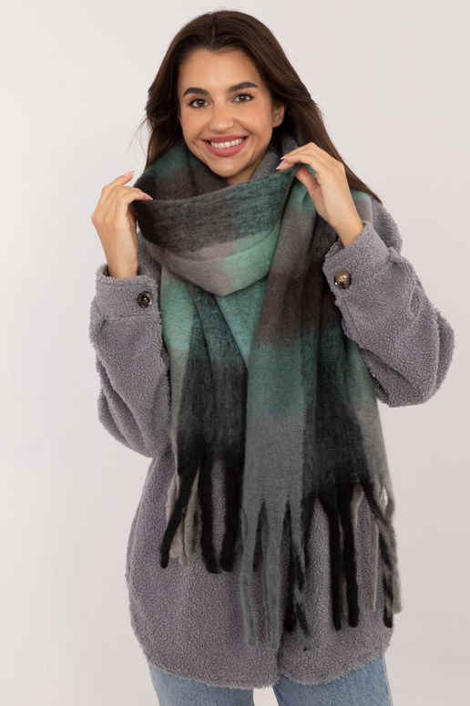 Šalle-AT-SZ-2312501.62-pelēks-melns