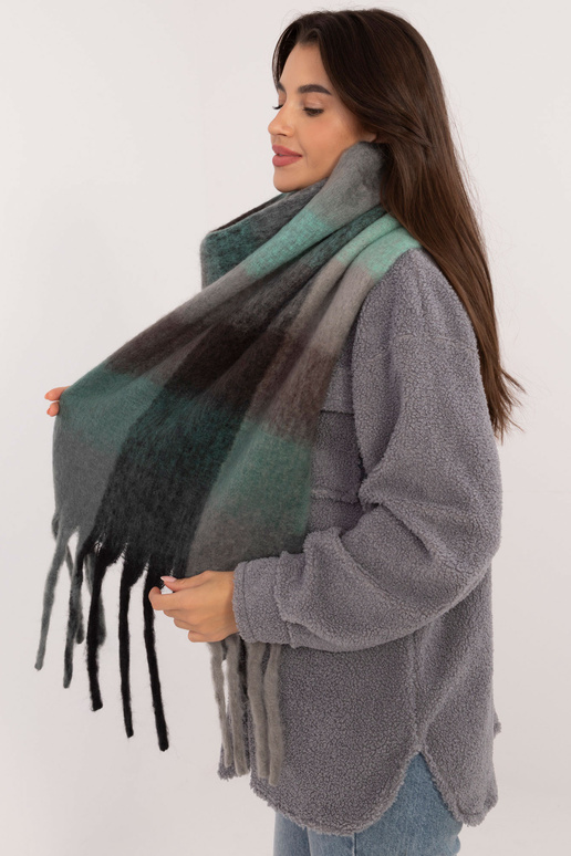 Šalle-AT-SZ-2312501.62-pelēks-melns