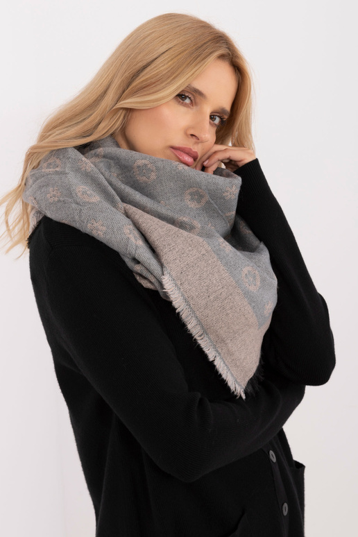 Šalle-AT-SZ-1701.61-pelēks-rozā