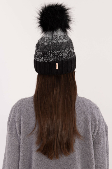 Czapka- JK-CZ-52.17-melns