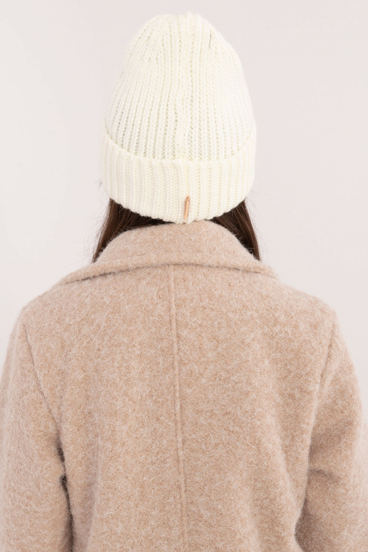 Czapka- JK-CZ-51.18 - balta krāsa Czapka- JK-CZ-51.18 - balta krāsa